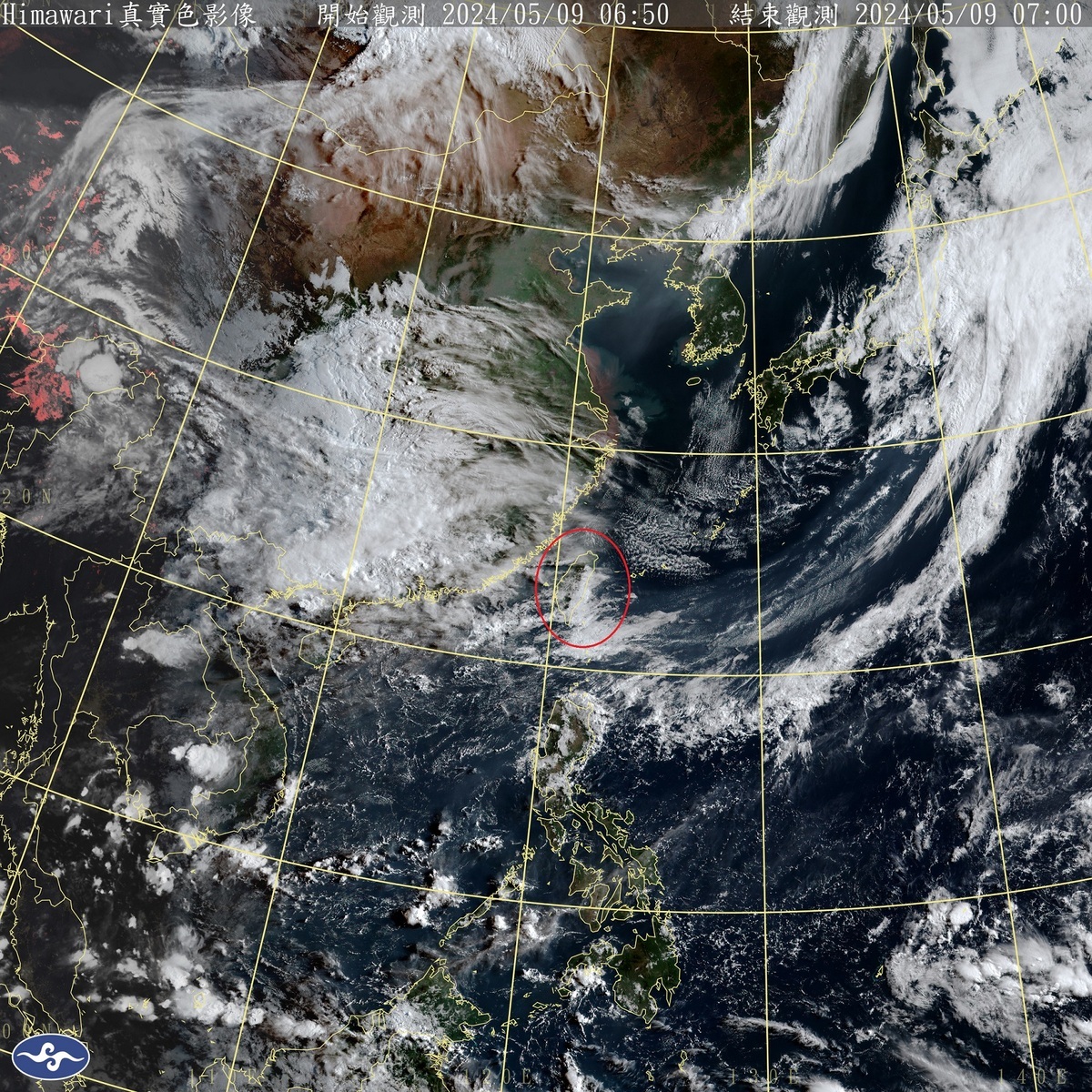 受到東北季風影響，今天全台大致是多雲到晴的好天氣；而菲律賓東方海面發現可能有熱帶擾動發展，有待觀察。 圖：中央氣象署／提供
