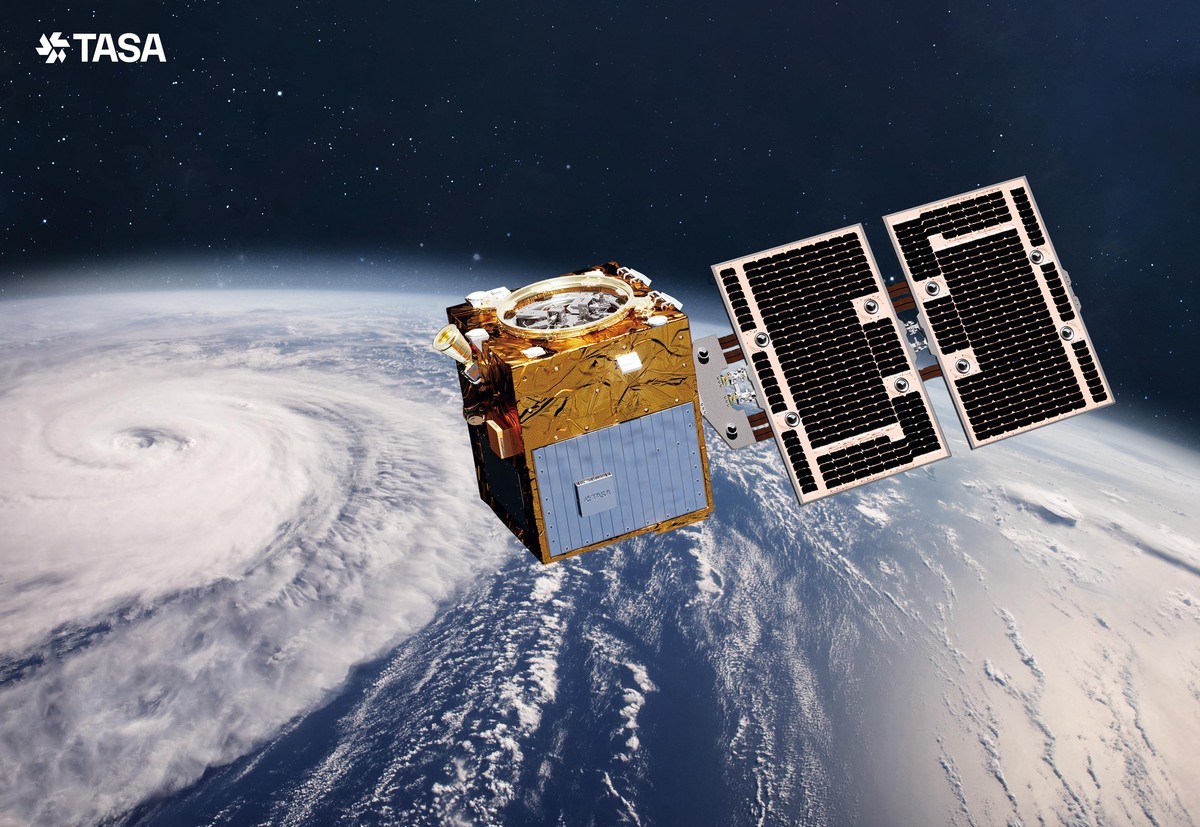 台灣首顆自製氣象衛星「獵風者」去年10月順利發射升空，今年6月將和福衛七號攜手，提供更多的海氣象觀測數據。 圖：中央氣象署／提供