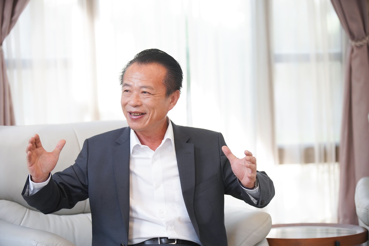 嘉義縣長翁章梁接受新頭殼專訪。 圖：嘉義縣政府提供