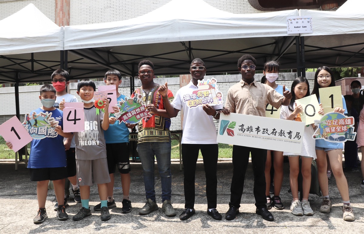 外籍生到國中小進行主題式協同教學。 圖：高雄市教育局/提供