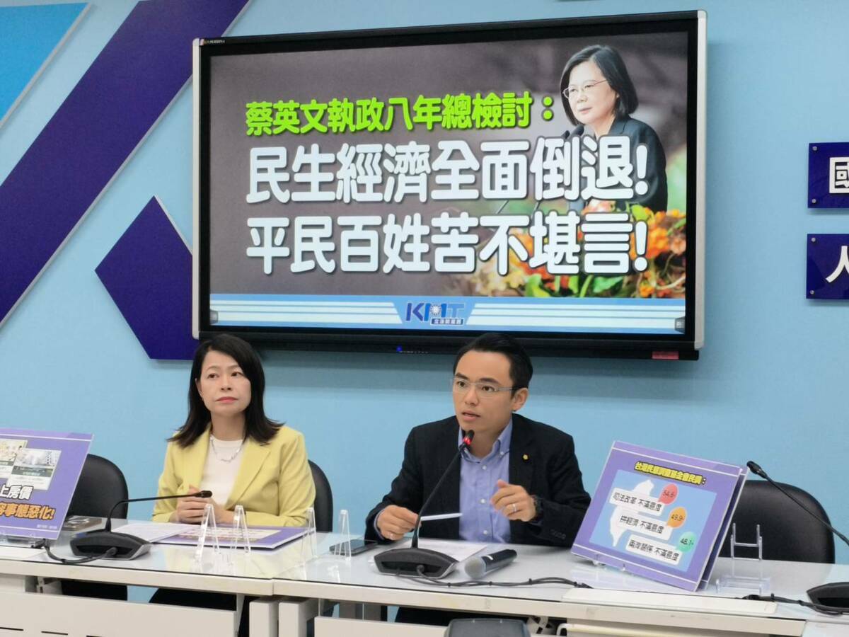 國民黨團書記長洪孟楷（圖右）回應時事。 圖：國民黨立法院黨團/提供