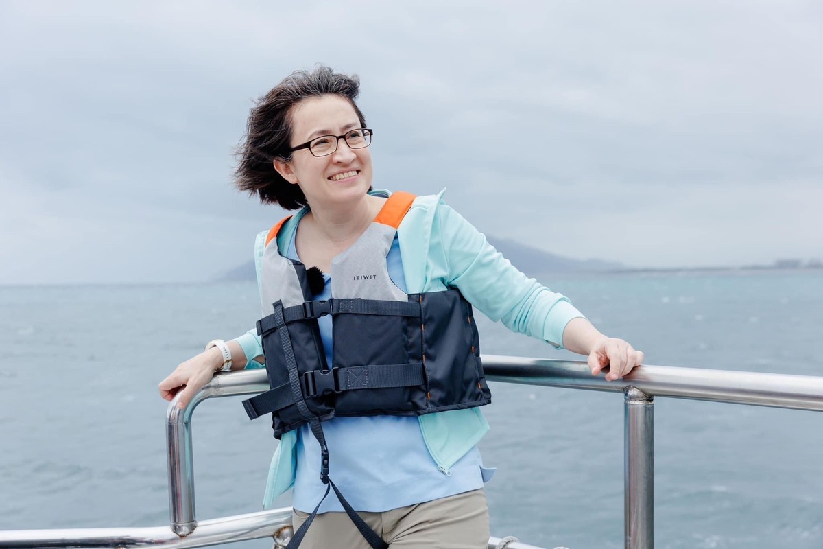 蕭美琴率領民進黨中央黨部員工赴花蓮旅遊。 圖：翻攝自蕭美琴臉書