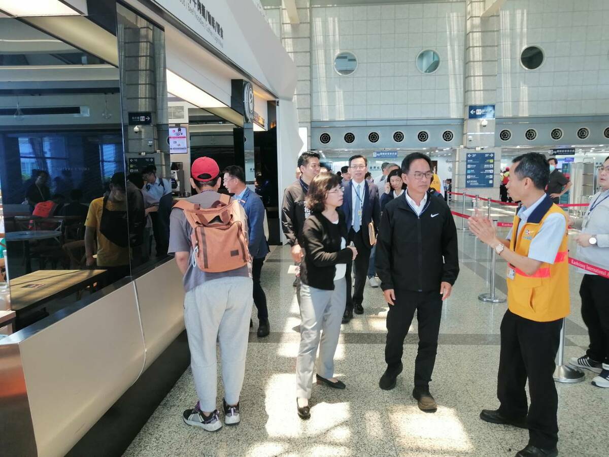 交通部民航局指出，高雄機場目前國際線每週300班，其中日本航線有78班，已恢復至疫情前的82％。 圖：交通部民航局／提供