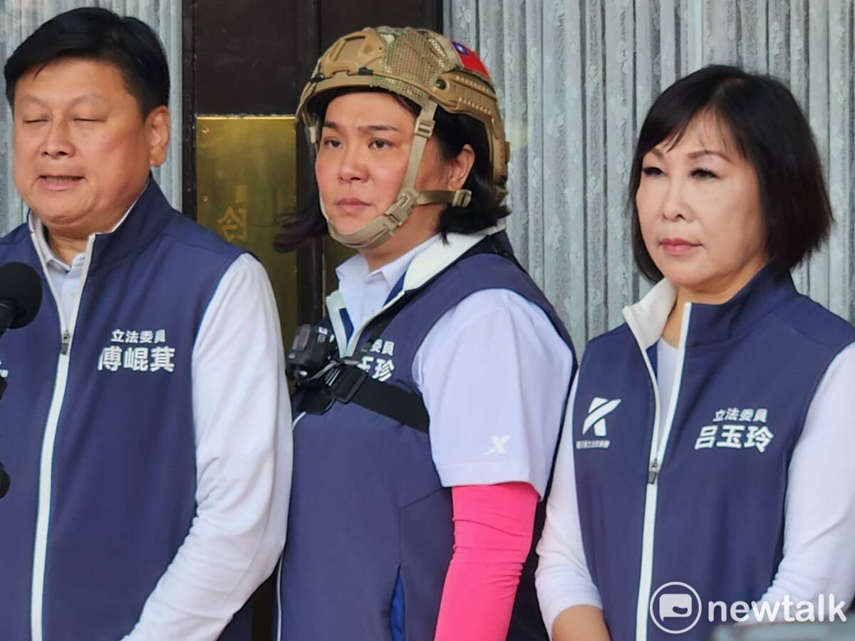 備戰立法院衝突，國民黨立委陳玉珍甚至戴著頭盔現身。 圖：黃建豪/攝