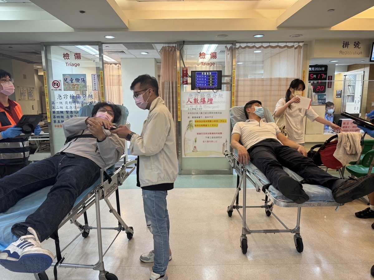民進黨多名立委送醫診治。 圖：民進黨立法院黨團/提供