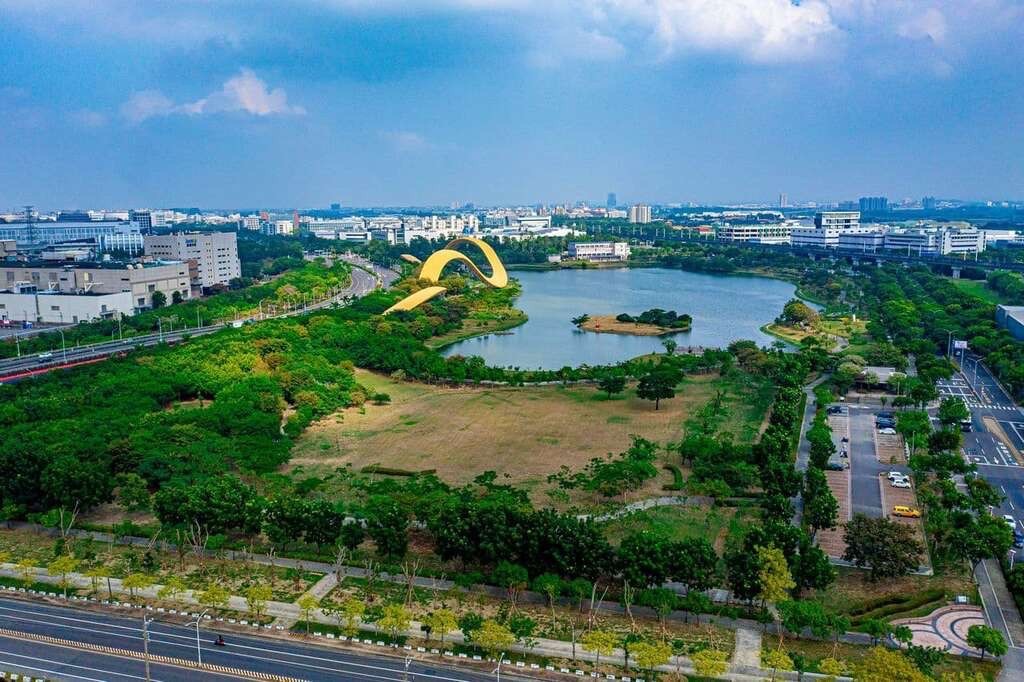 台灣燈會主燈新家落腳迎曦湖草原。 圖：南市觀旅局／提供