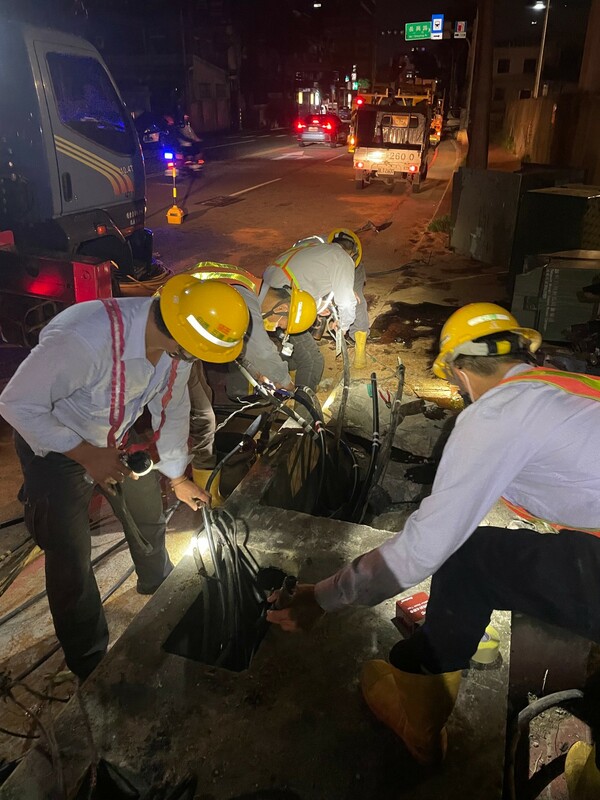 台電澄清媒體所報導的「連8次停電」為民眾通報次數，非實際停電次數，晚間8點01分至8點15分的通報與火警救災相關。（圖為示意) 圖：台灣電力公司／提供