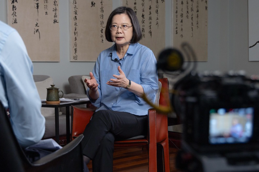 總統蔡英文卸任前接受英國廣播公司（BBC）專訪。 圖：總統府提供