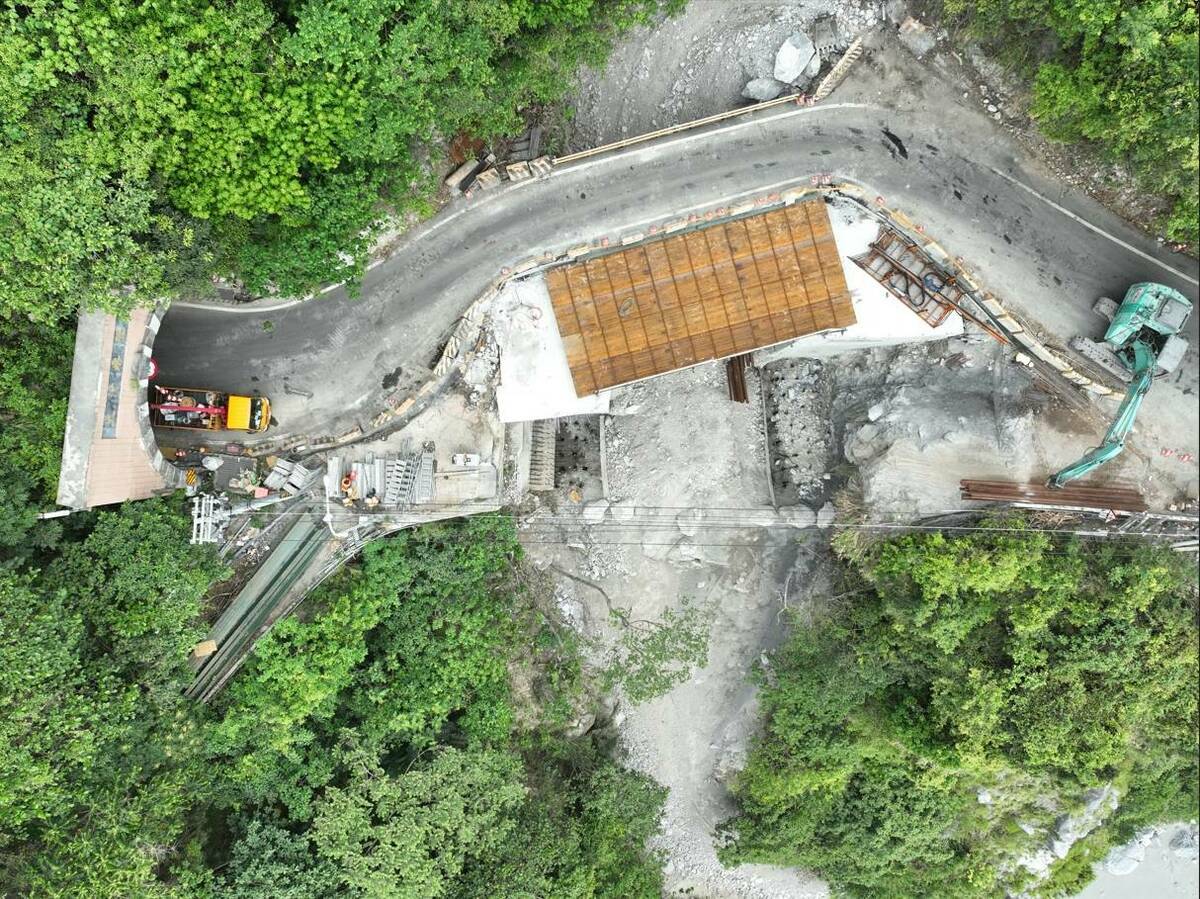 公路局指出，最快預計5月底前開放大型車通行。 圖：交通部公路局／提供