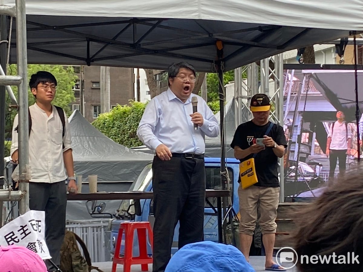 經民連智庫召集人賴中強認為今日上午通過的《立法院職權行使法》部分條文修正草案第25條違憲。 圖：林昀真/攝(資料照)