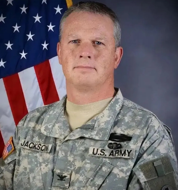 西爾堡陸軍防空砲兵學校的前指揮官、退休陸軍上校戴維-尚克。 圖 : 翻攝自東方點兵