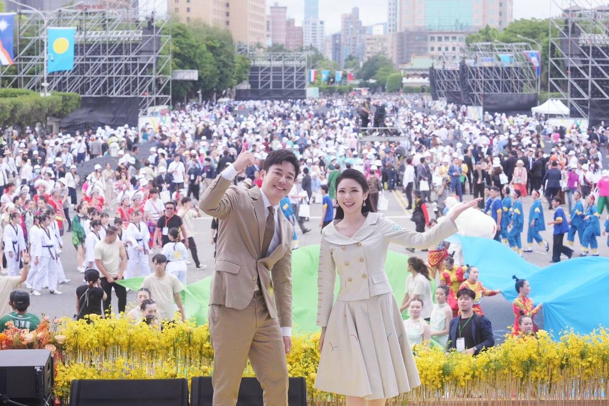 主持520就職典禮獲好評圈粉無數 主播劉宸希典禮最後感動哭了⋯⋯ | 政治 | Newtalk新聞