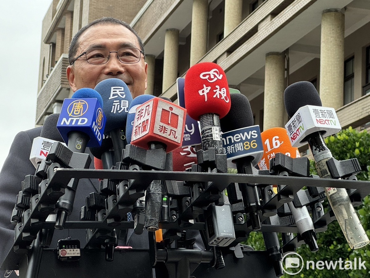 新北市長侯友宜今（23）天出席行政院會，會後受訪指出，第一次參加新內閣開會，對院長跟團隊有很高期許，希望中央跟地方並肩作戰，做出福國利民人民的有感政策。 圖：謝莉慧/攝