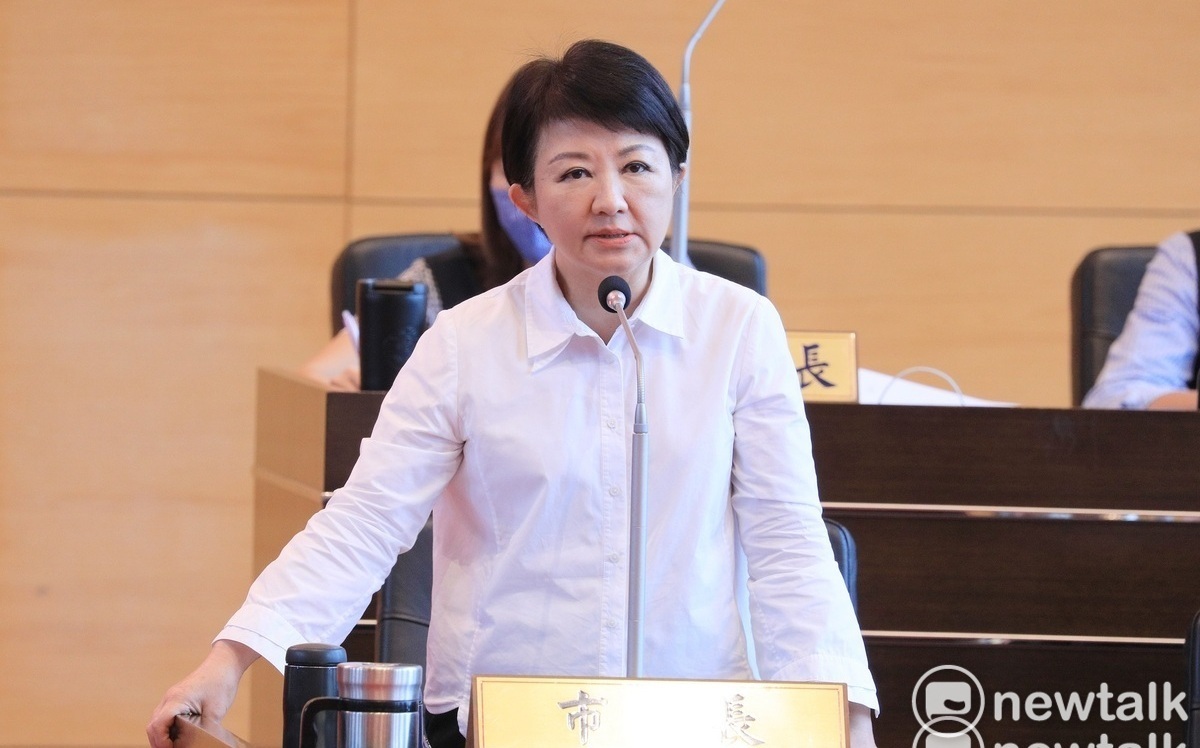 中捷砍人案》捷警搭計程車到場 綠白議員轟 盧秀燕：任何人都不應檢討