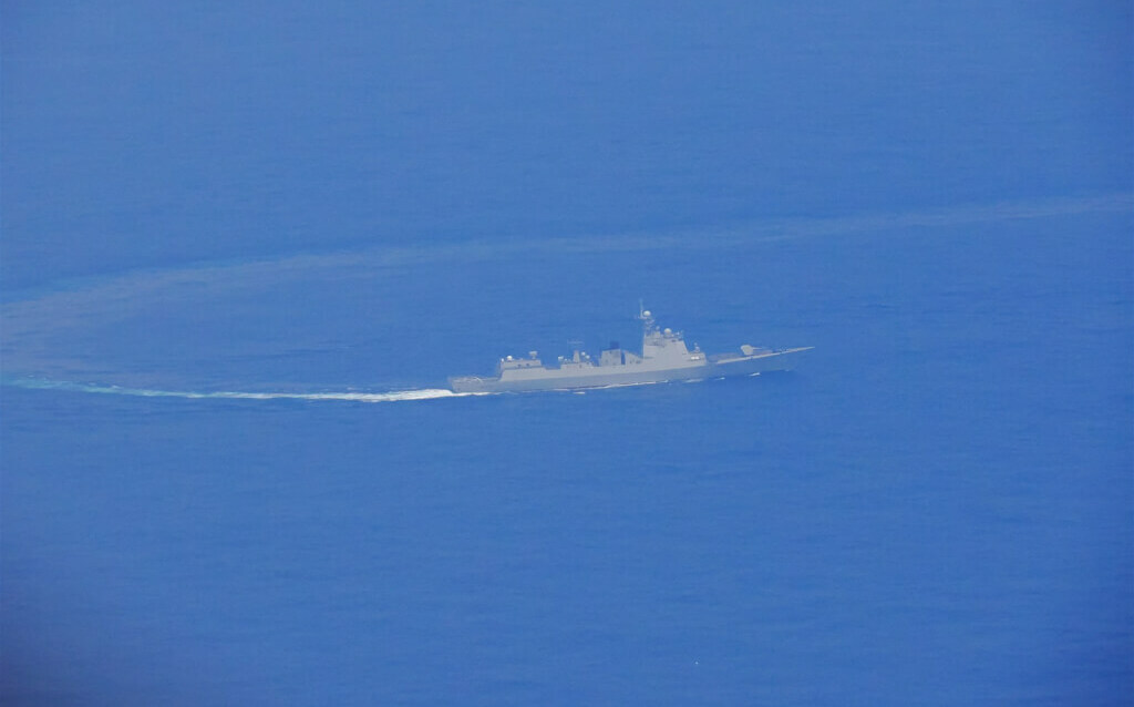 中共49軍機26艦船台海周邊活動都被偵獲 國軍P-3C反潛機嚴密監控
