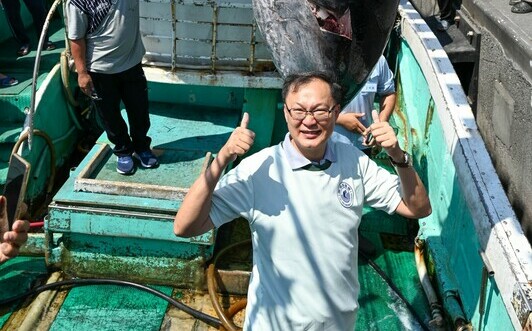 藍委稱黑鮪魚價格跌 徐富癸揭真相轟：為個人聲量傷產業