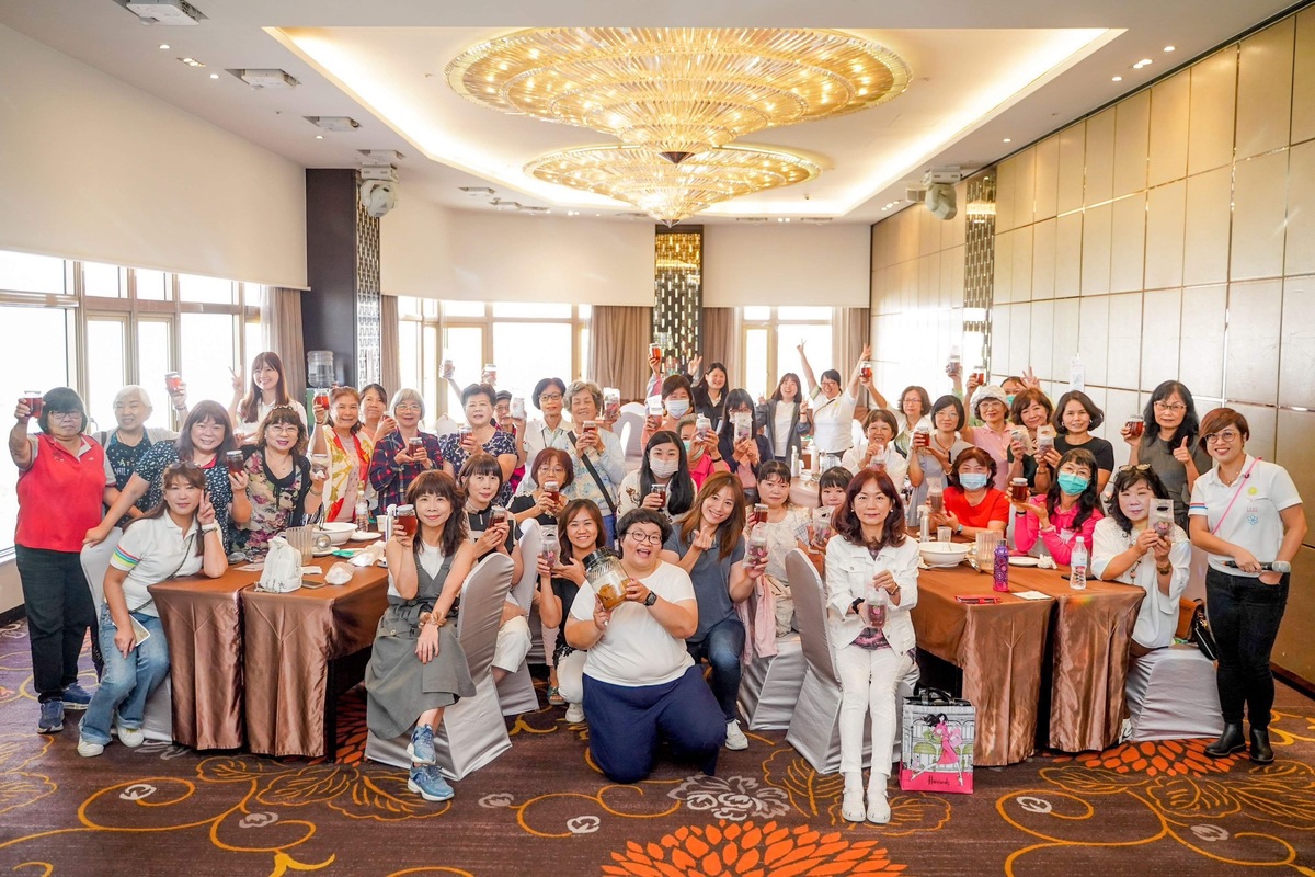 民進黨性平部攜手在地婦女舉辦「我們一起在路上」工作坊。 圖：民進黨提供