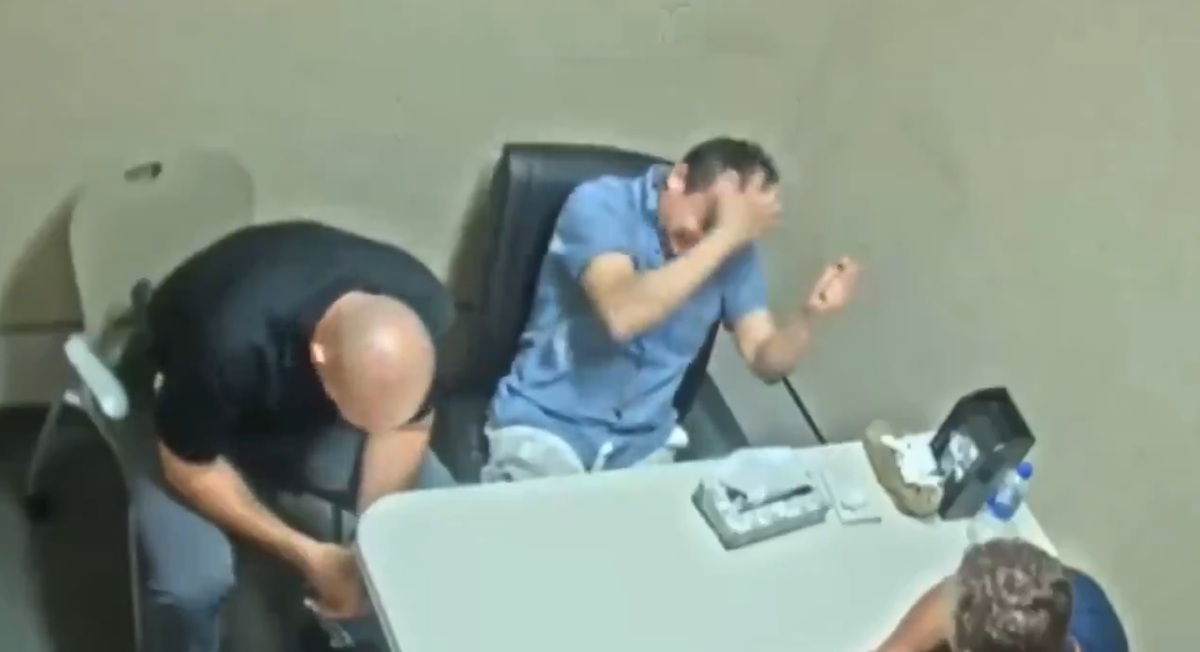 被加州警方審訊長達17小時後，男子出現精神失常。 圖：翻攝自笋初 X（前推特）帳號