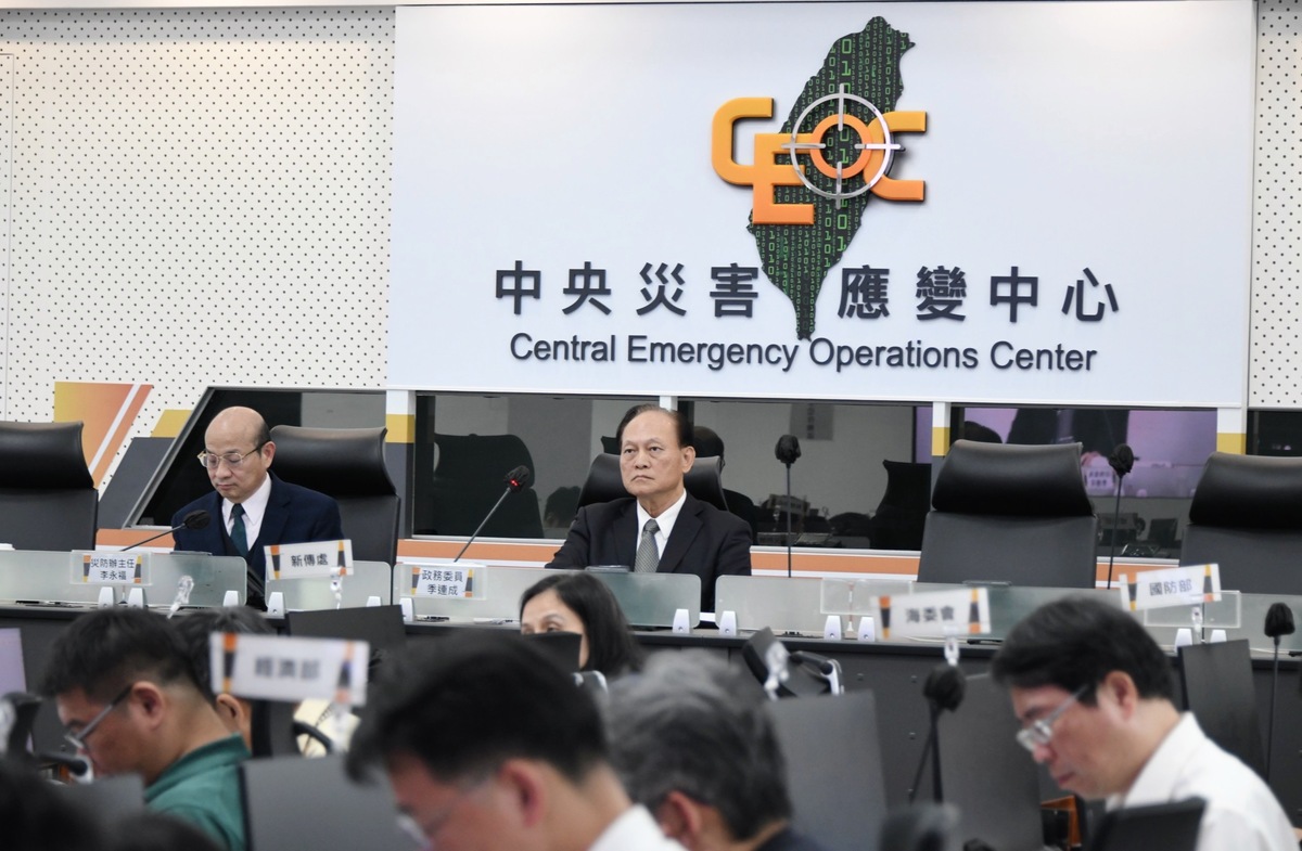 行政院「113年汛期防災整備會議」，政務委員季連成跨中央地方統合協調超前部署。 圖：行政院提供