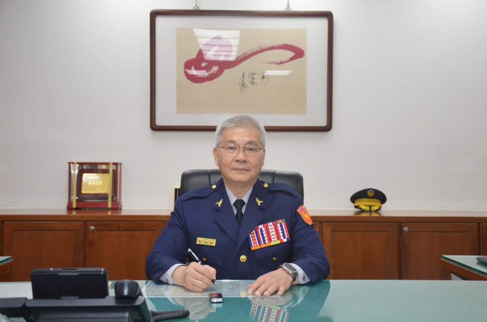 警專校長方仰寧原是接任台北市政府警察局長呼聲最高的人選，但最終由前刑事警察局長、警政署副署長李西河出任該職務，方仰寧今日( 31 日)上午也透過警專發表聲明祝賀。 圖：翻攝自 台灣警察專科學校 官方網站