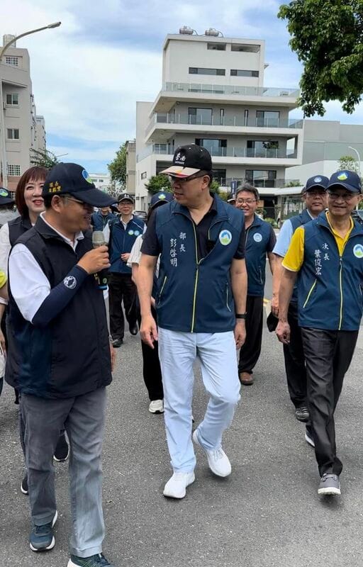 環境部長彭啟明5月20日後，今(1)日到台南視察登革熱疫情。 圖：翻攝自彭啟明臉書