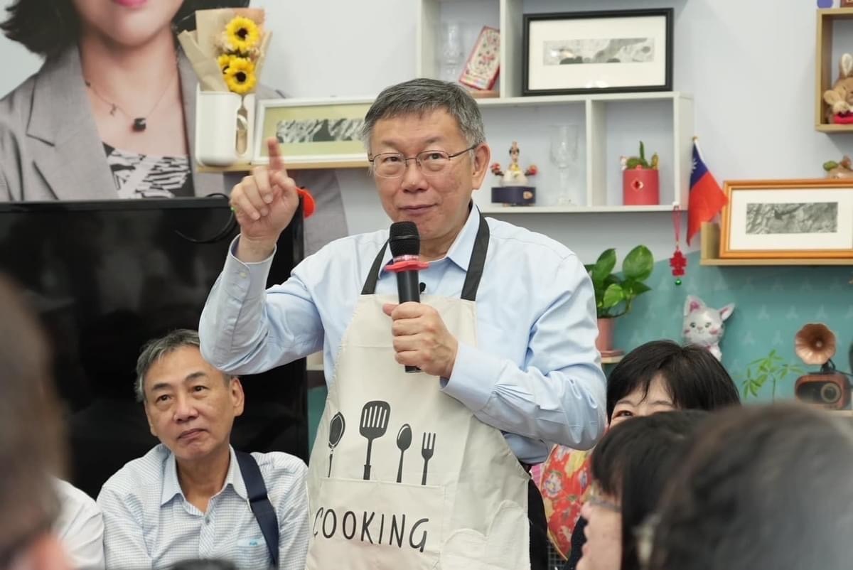 與小草共遊高雄 柯文哲：找尋優秀人才、建立地方據點