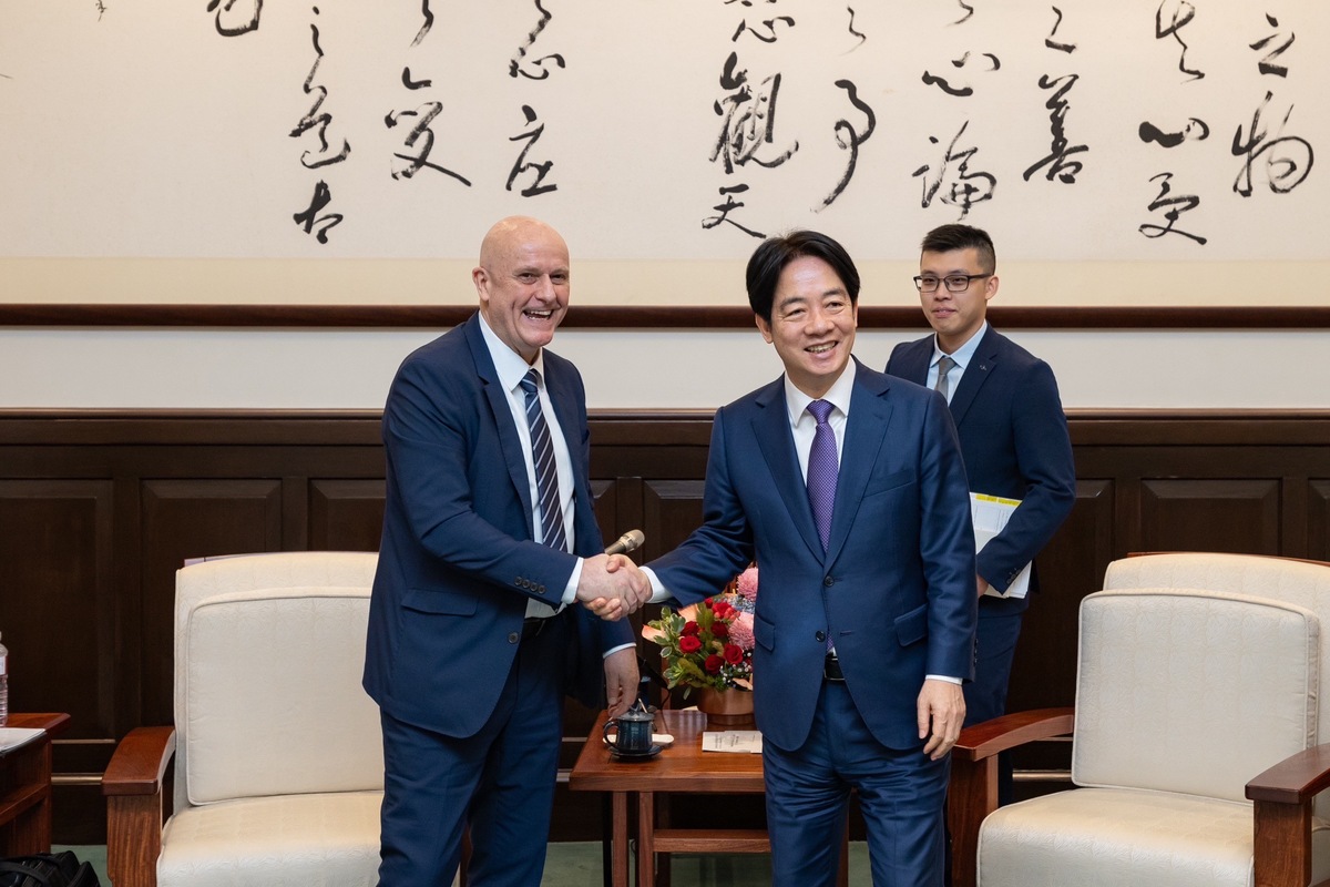 總統賴清德接見世界和平基金會主席尤韋．莫拉韋茨（Uwe Morawetz）一行。 圖：總統府提供