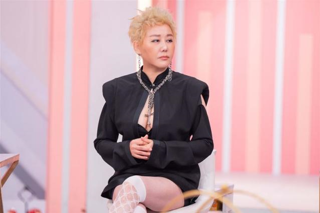 藍心湄主持美妝長壽節目《女人我最大》，已播出超過20年。 圖：取自藍心湄臉書