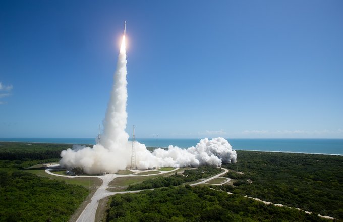 NASA 與波音公司合作的「星際客機」於 5 日上午發射升空，載著 2 名宇航員前往國際太空站，成為美國歷史上第 6 種載人航天器。 圖：翻攝自 NASA X 帳號