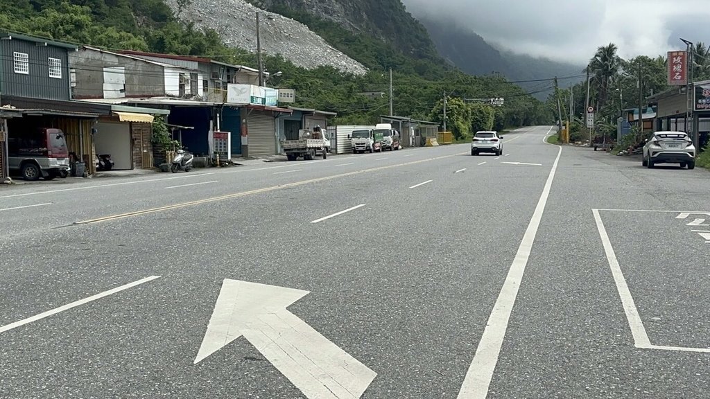 端午節連假第2天，蘇花路廊9日南北向各約2000多輛車次，低於交通部公路局先前預估車流。 圖：花蓮縣警察局／提供