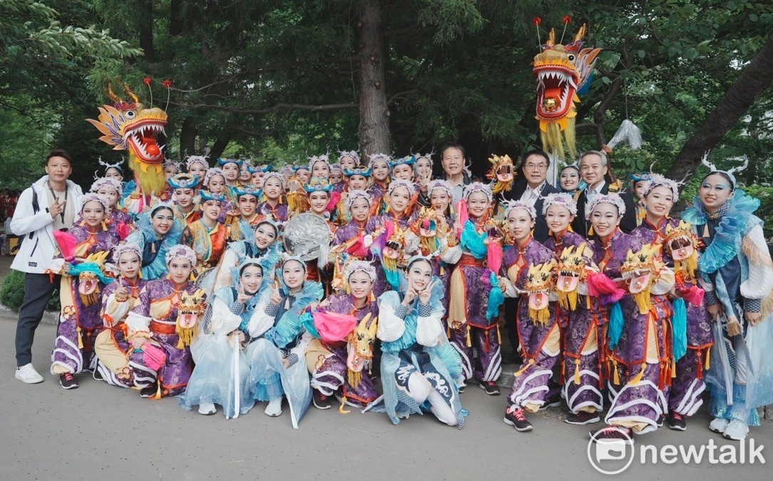 索朗祭台南熱情活力大展現 黃偉哲偕南應大歡迎北海道民眾來台南
