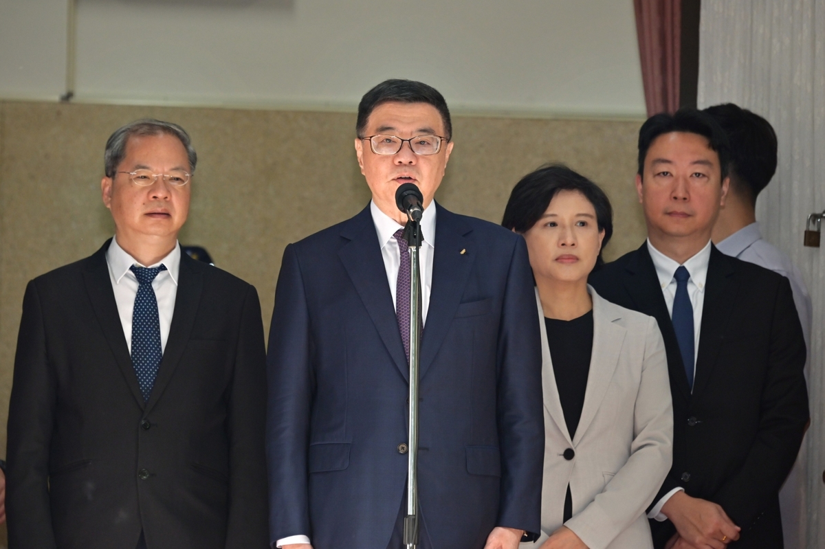 行政院長卓榮泰接受媒體訪問 圖：行政院提供
