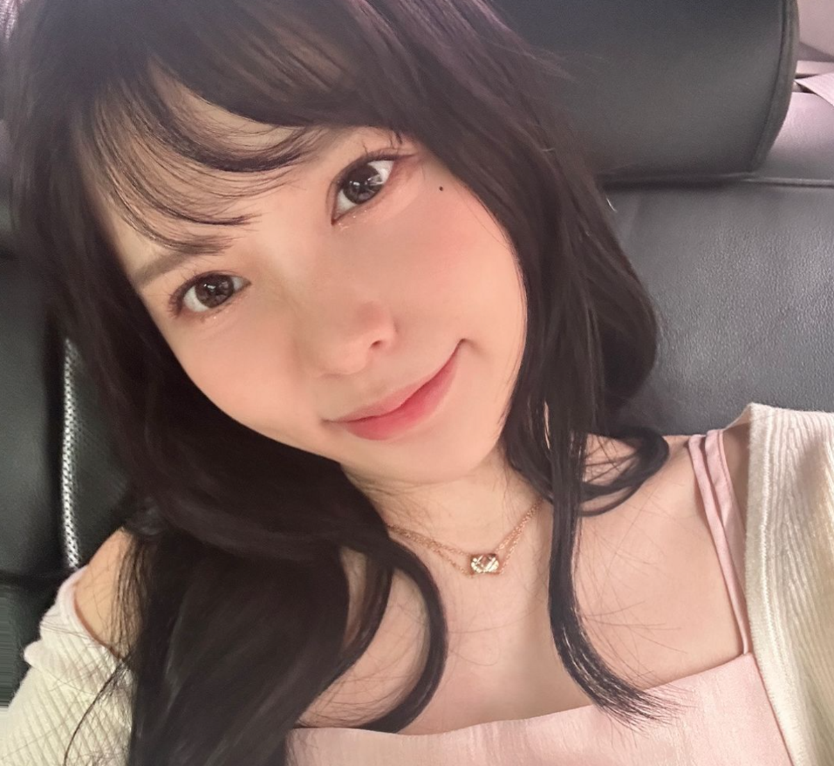 瑀熙在今年愚人節前夕閃電宣布結婚喜訊，並在昨(10)日公布懷孕的好消息。 圖：翻攝自瑀熙IG