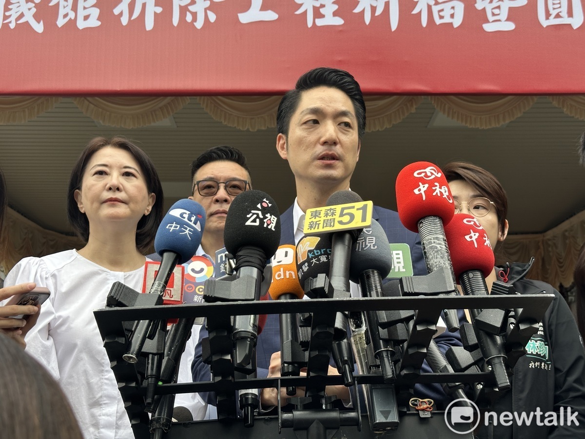 台北市長蔣萬安感謝戴錫欽議長出面協商凝聚大家共識，並期盼協商能朝辦演唱會等大型活動方向進行。 圖：周煊惠 / 攝