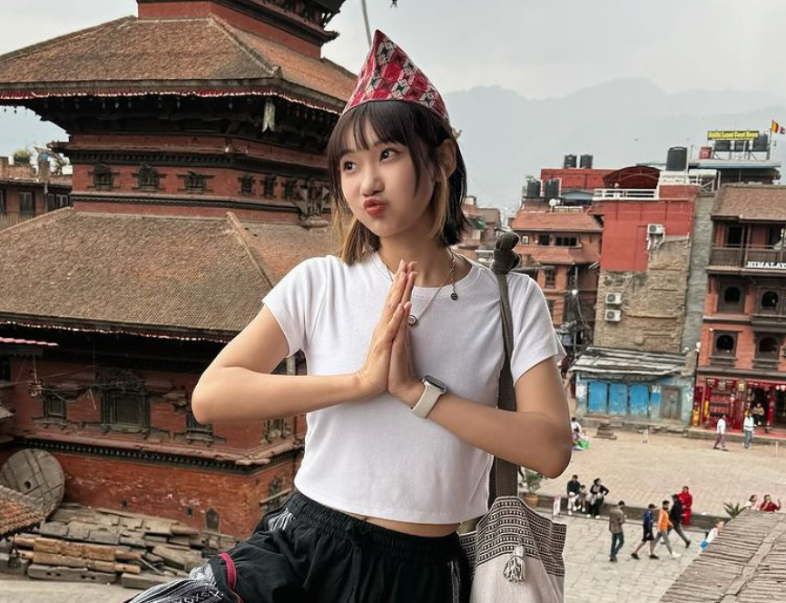 愛莉莎莎跟男友分手後，日前到尼泊爾展開單身之旅。 圖：翻攝自愛莉莎莎IG