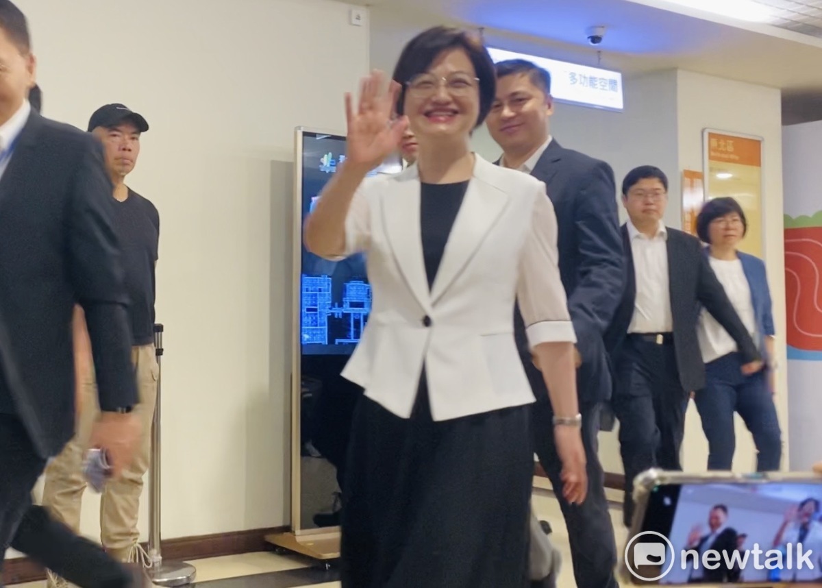 上海台瓣主任鍾曉敏今赴台北市政府拜會台北市長蔣萬安。 圖：周煊惠 / 攝
