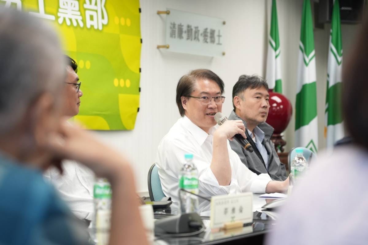 民進黨秘書長林右昌宣布繼續舉行全台宣講。 圖：民進黨提供