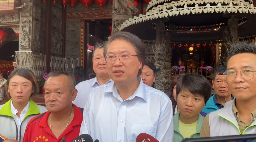 林右昌率隊前往花蓮進行首場宣講活動。 圖：民進黨提供