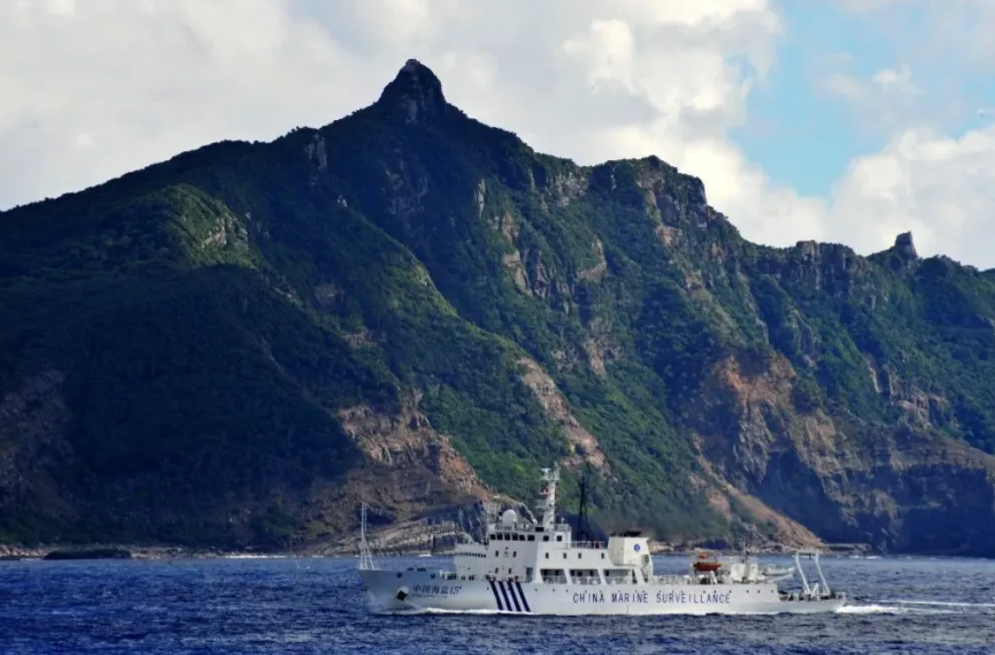 中國海警船在釣魚島。 圖 : 翻攝自騰訊網