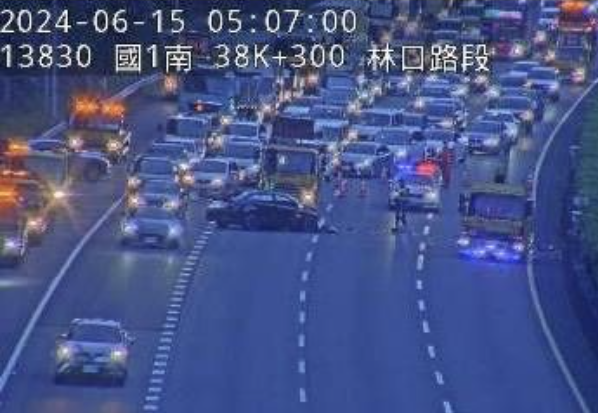 國1南向林口路段"二次車禍"！拖吊車處理事故遭追撞1死2傷