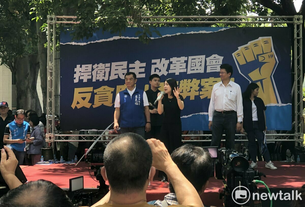徐巧芯說，她是民進黨仇恨值最高的，希望有一天她需要支持時，大家也要來支持她，一個都不能少、要奮戰到底，她不懼怕罷免，但如果民進黨要提罷免，她的票要比民進黨催出來的票還要高。 圖：黃博郎／攝