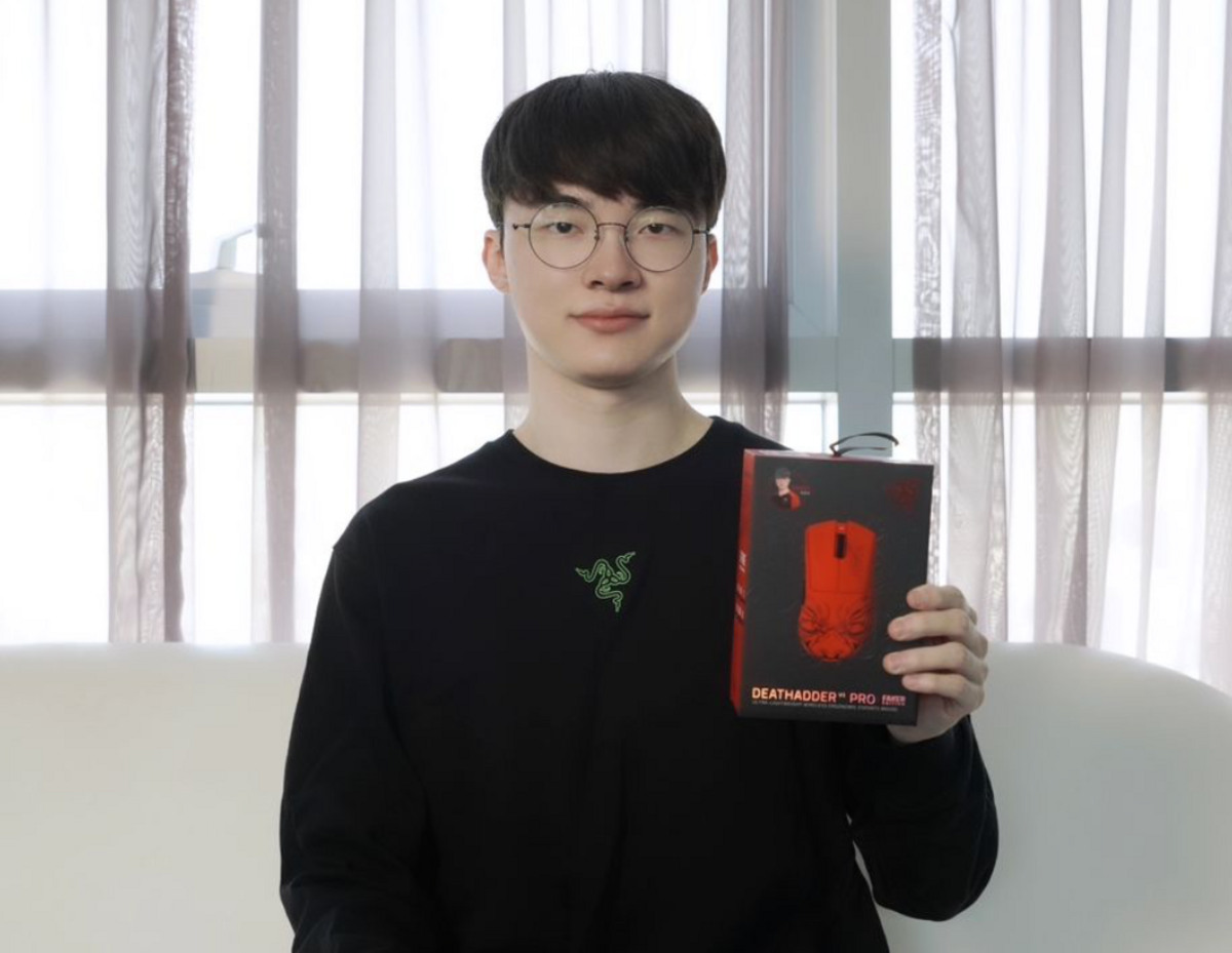 Faker「簽名版千古不滅傳奇收藏」售價為59260聯盟幣，約為新台幣9200元，高昂的價格引發網友熱議。 圖：翻攝自Faker IG