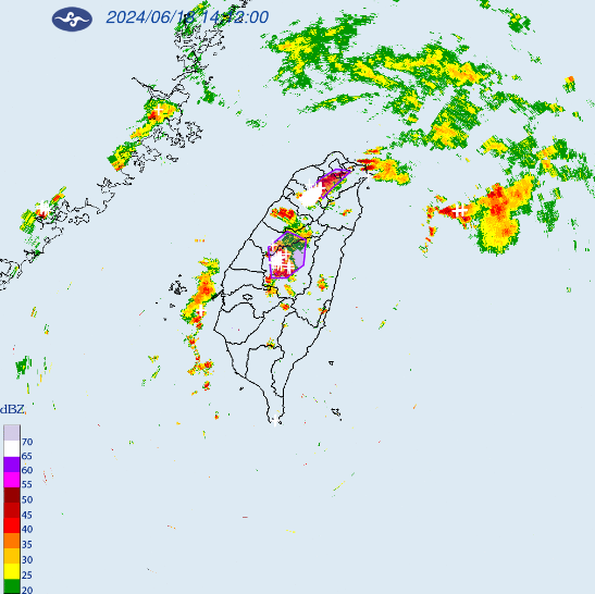 氣象署特別針對「台北市、新北市、桃園市」發布大雷雨即時訊息。 圖：翻攝自中央氣象署官網