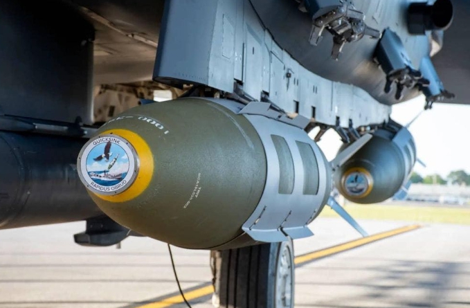 美國 Quicksink 的 2,000 磅級 GBU-31/B 聯合直接攻擊彈藥（JDAM）。 圖 : 翻攝自US Airforce