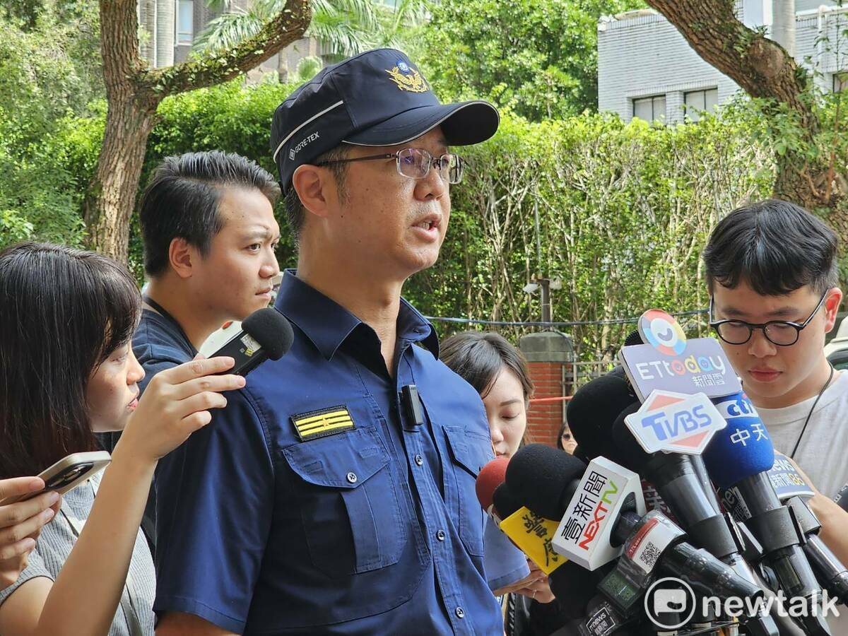中正一分局副分局長陳國座說明明日立院周邊交管措施。 圖：林昀真/攝