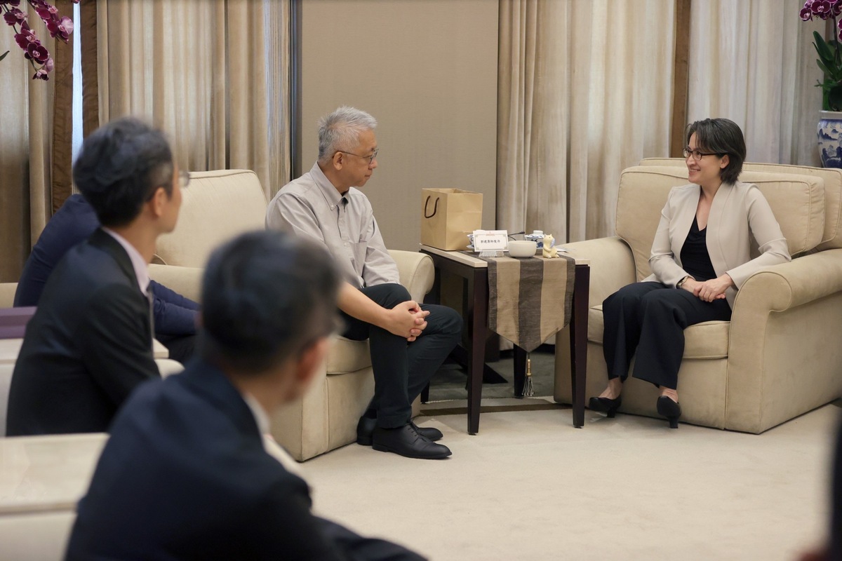 副總統蕭美琴接見第18屆傑出建築師獎得獎人郭俊沛。 圖：總統府提供