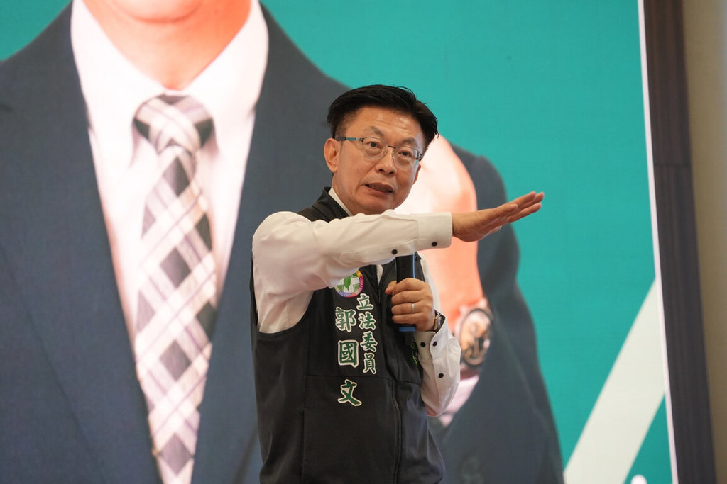 藍營桃園市議員詹江村指郭國文欺負陳亭妃，對此，郭國文發3點聲明澄清。 圖：民進黨台南市黨部提供（資料照）