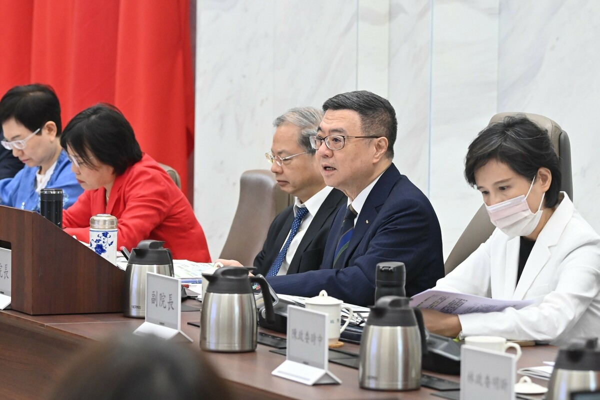 行政院長卓榮泰今（24）天上午召開治安會報。 圖：擷自卓榮泰臉書