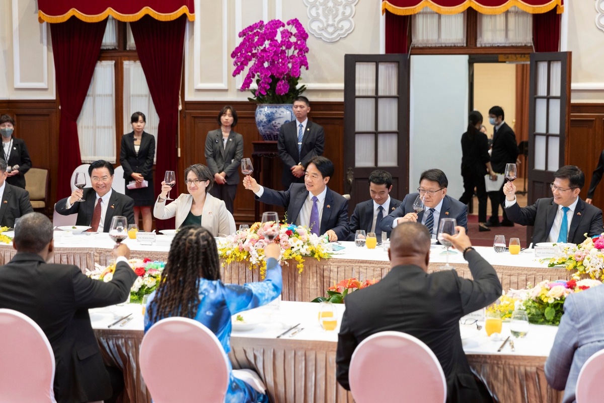 總統賴清德於總統府內舉行國宴款待聖克里斯多福總理德魯伉儷一行。 圖：總統府提供