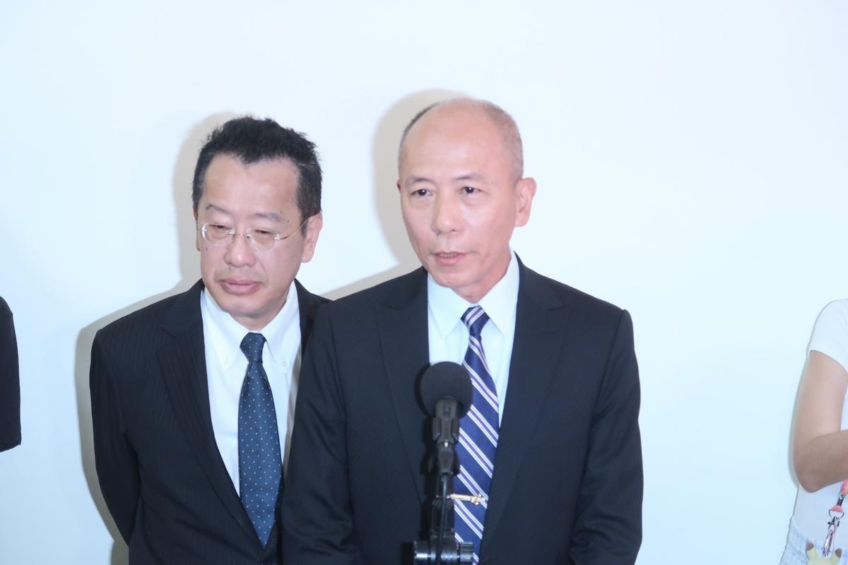 國防部長顧立雄（左）與參謀總長梅家樹 圖：林朝億/攝